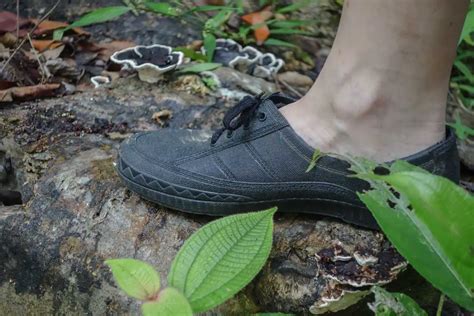 adidas kampung hiking shoes.